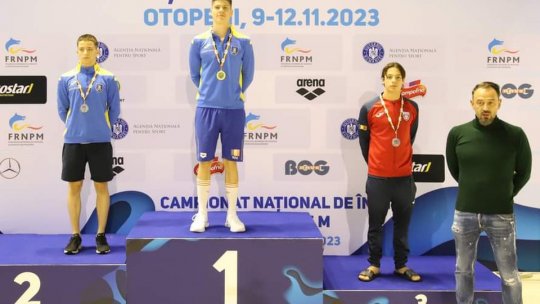 Corona Brașov, 23 de medalii la Naționalele de înot în bazin scurt. Visul lui Darius Coman