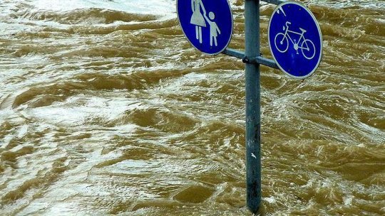   În nordul Italiei, 8 oameni şi-au pierdut viaţa în urma inundaţiilor din ultimele 24 ore