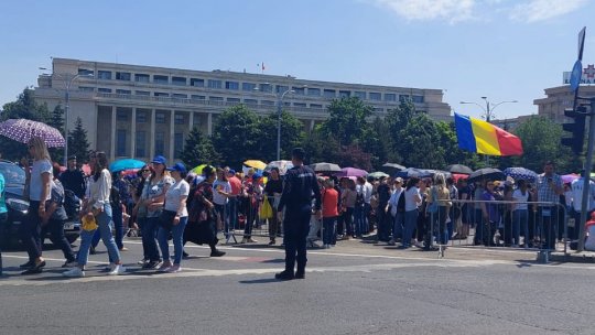 Greva generală din educație continuă. Sindicatele din învățământ protestează în fața Palatului Victoria