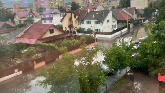 La Brașov, ca în Veneția, după ploaia torențială