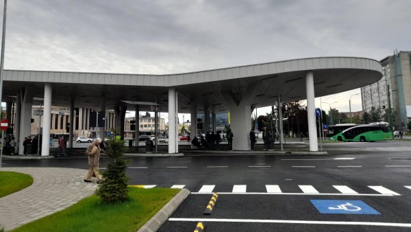 Terminalul RAT de la gara Brașov  a fost deschis de astăzi