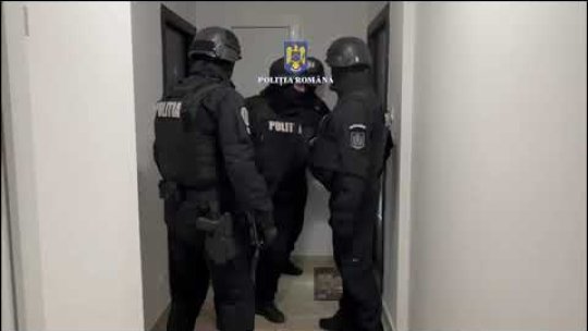 Percheziții la Brașov, într-un dosar penal de proxenetism VIDEO
