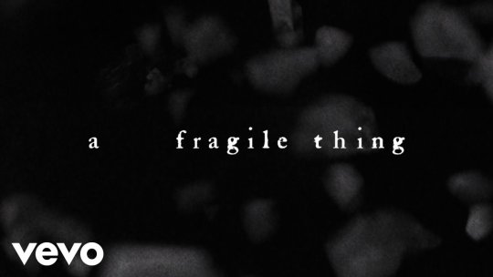 Piesă nouă de la The Cure - „A Fragile Thing”