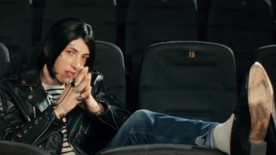 Recomandarea zilei este Killa Fonic x Andra - „Parfum de damă”