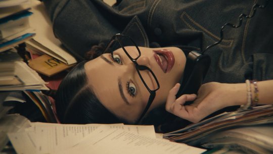 Roxen a lansat „Favourite Type”. Vezi videoclipul