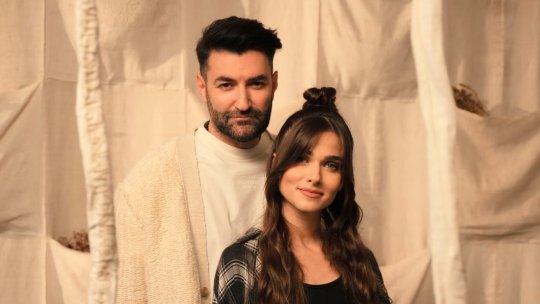 Recomandarea zilei este Theo Rose și Smiley - „Ultimul dans”