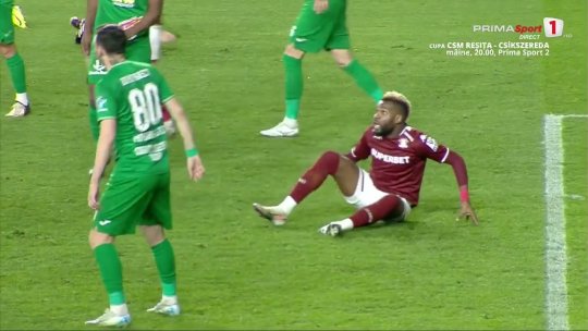 Fotbal: Rapid o învinge pe Gloria Buzău, în Superligă - VIDEO