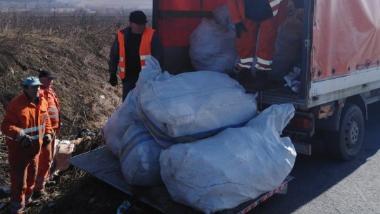 Aproape 14 mii de metri cubi de deșeuri, adunate în "Luna Curățeniei"