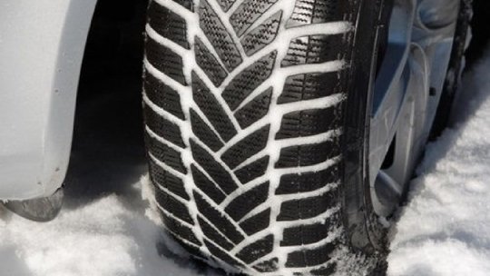 Cauciucurile de iarnă, între legalitate şi obligativitate