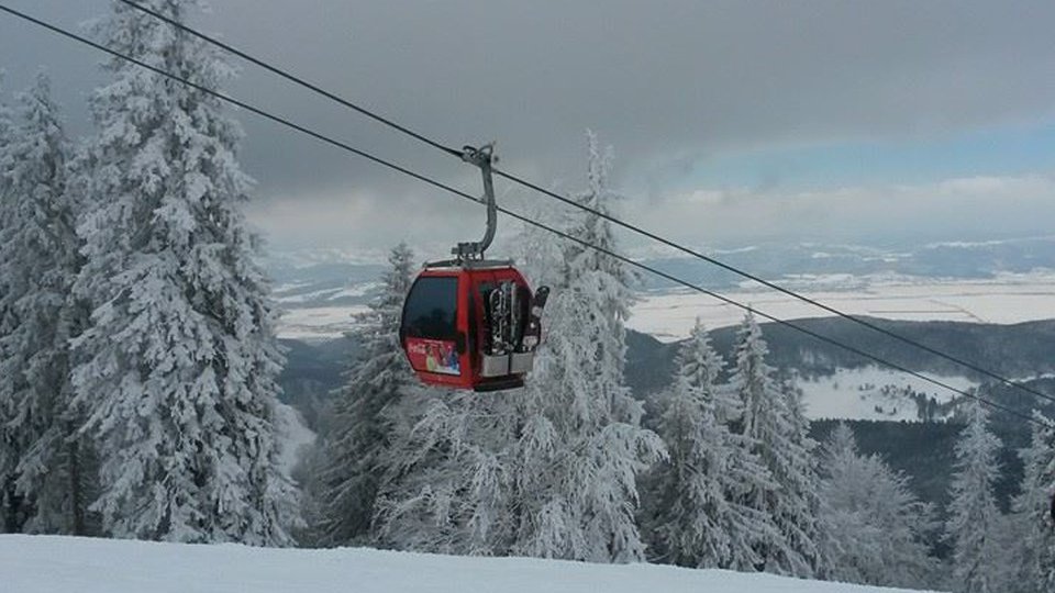 Tarifele de transport pe cablu, din Poiana Brașov, rămân neschimbate