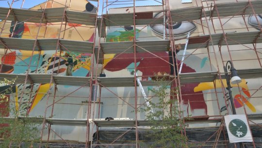 Pictură murală pe calcanul Mănăstirii Franciscane din Braşov