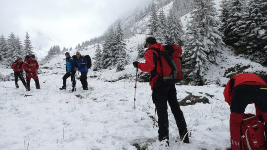 Turiști străini, recuperați din Masivul Făgăraș