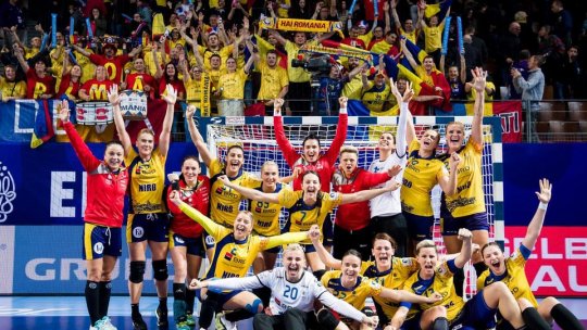 Cinci jucătoare de la CSM Corona Braşov, în selecţionata României la Handbal