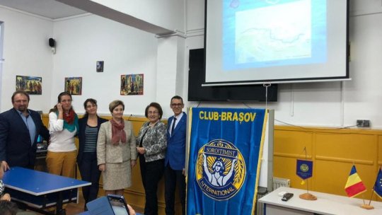 ,,Fish Project'' s-a lansat şi la Braşov