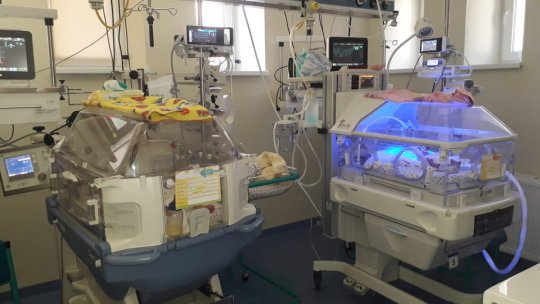 Campanie de strângere de cărți pentru dotarea bibliotecii din Maternitatea Brașov