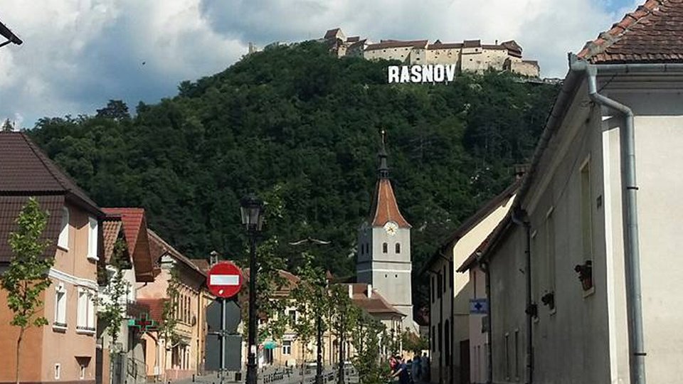 Proiectul reabilitării Cetății Râșnov, vizibil în calendarele pe anul 2020