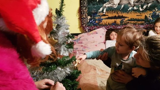 Moş Crăciun a ajuns cu tolba plină, la Săcele