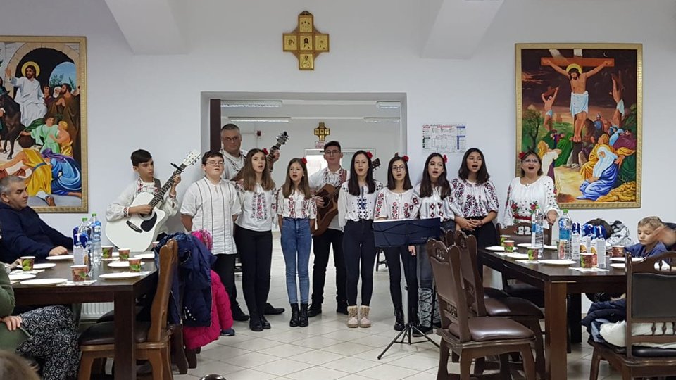 ,,O mână caldă pentru o ghetuță rece''