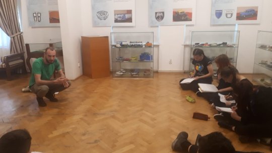 Cursuri de teatru la muzeu