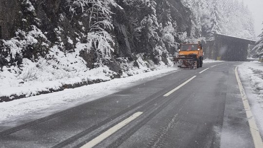 Este risc ridicat de avalanşe în Munţii Făgăraş