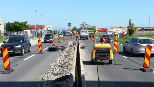 Au început lucrările de extindere a iluminatului public pe DN 13