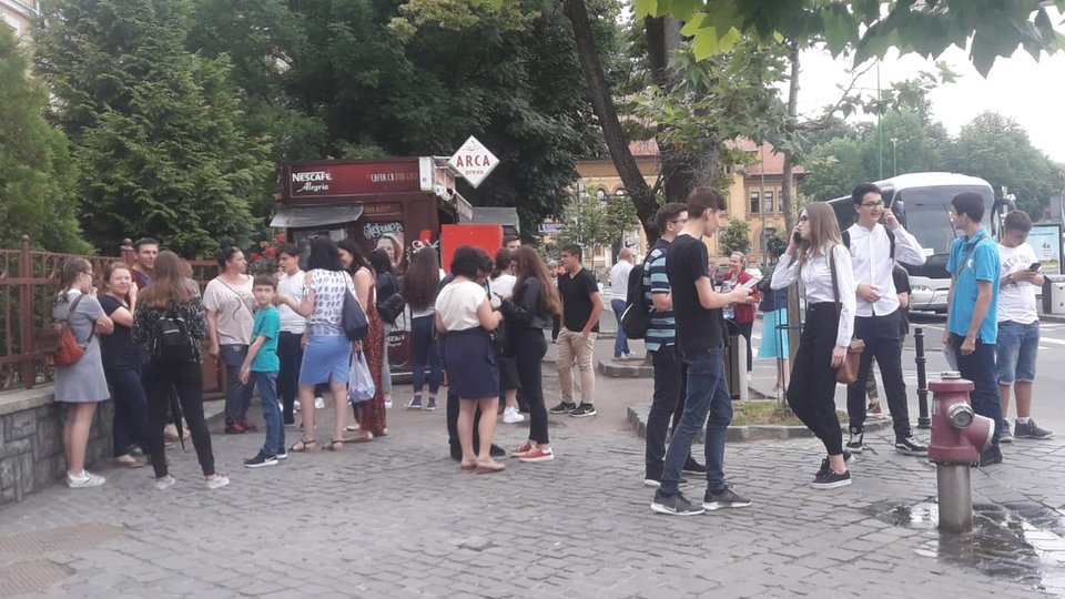 Absolvenţii claselor a VIII-a au şase ore la dispoziţie pentru depunerea contestaţiilor
