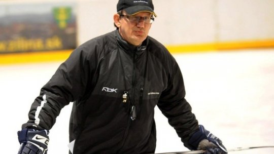 Julius Penzes îi va antrena pe "lupi" şi în sezonul viitor