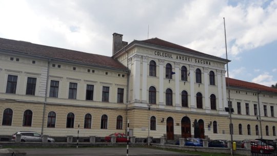 Peste 200 de candidați susțin, miercuri, examenul de definitivat în învățământ