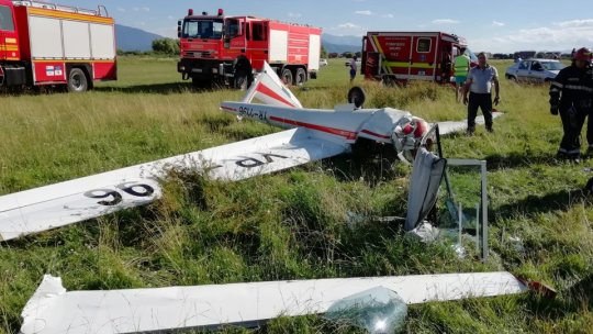 Accident aviatic la Sânpetru. Un planor s-a prăbuşit.