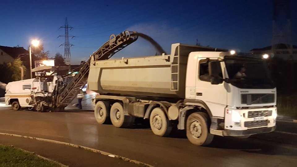 Continuă lucrările de asfaltare, la Ghimbav