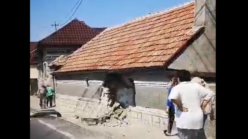 Cu autoutilitara direct în sufragerie