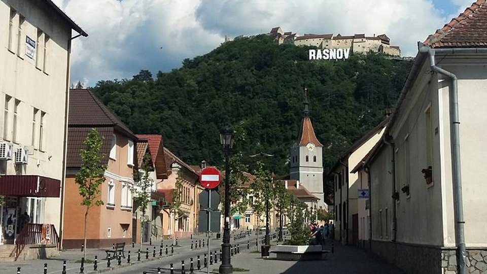Primăria Râşnov a introdus colectarea selectivă şi în cartierele de blocuri