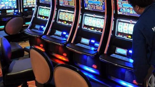 Percheziţii la o firmă bănuită că a folosit softuri de calculator fără licență