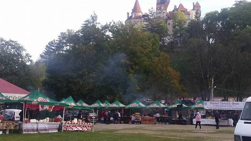 Răvăşitul Oilor, la Bran, în weekend