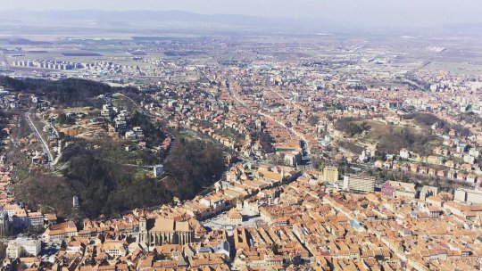 Speakeri de renume, la Braşov, în Octombrie