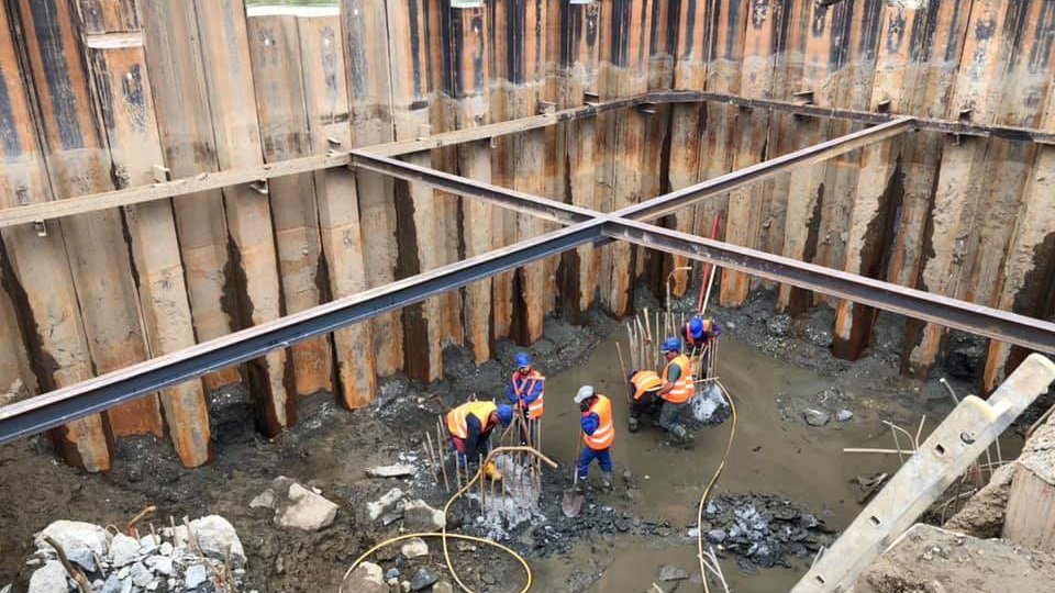 Podul de la Comăna prinde contur