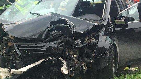 Accident rutier pe DN1E, coliziune între două autovehicule.