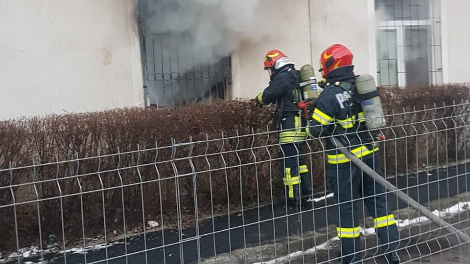 O femeie a murit, în această după amiază, într-un incendiu