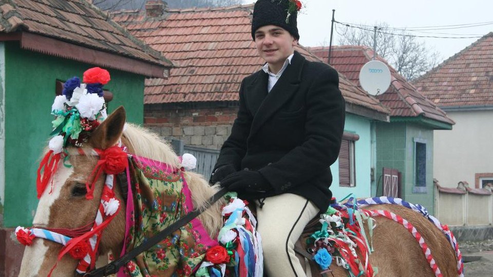 Obiceiul tradițional Fărșang, mâine, la Ormeniș