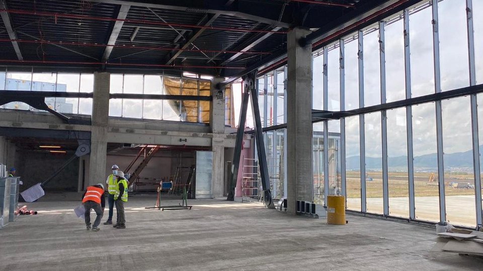 Șantierul terminalului de la Aeroportul Brașov are un avans de peste 30 de zile