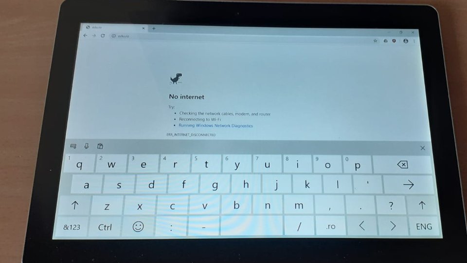 Consiliul Național al Elevilor cere directorilor unităților de învățământ să pregătească resursele necesare educației online