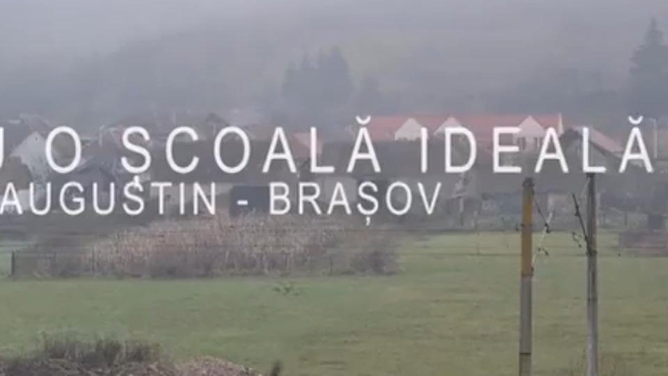Școala  din Augustin, câștigătoare a concursului "Vreau o școală ideală", lansat de Radio România, cu prilejul Târgului Gaudeamus