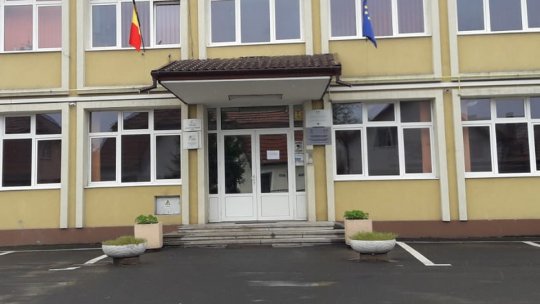 15 şcoli și grădinițe au fost închise parţial, astăzi, din cauza gripei