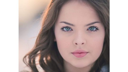 Lentilele de contact, alternativă practică pentru ochelarii de vedere, în sezonul rece