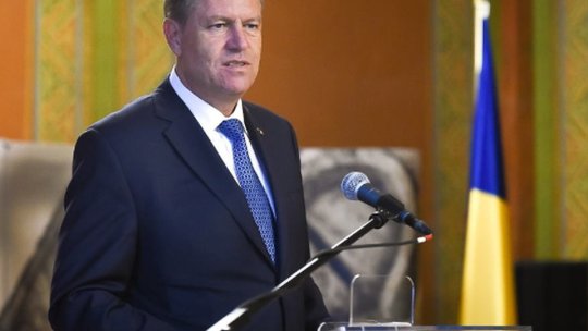 Preşedintele Klaus Iohannis i-a rugat pe românii din diaspora să nu se întoarcă în ţară anul acesta, în vacanţa de Paşti