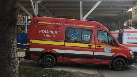 Un bărbat din județul Brașov a murit după ce a fost lovit în cap de o grindă