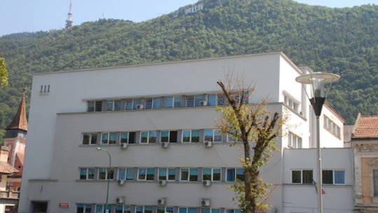 Primul pacient cu coronavirus a ajuns la Spitalul de Neurologie, pe picioarele lui, cu o mască pe față