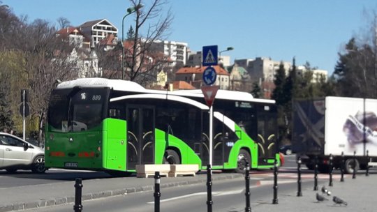 RATBV suplimentează de mâine capacitatea de transport pe linia 220, Brașov - Codlea