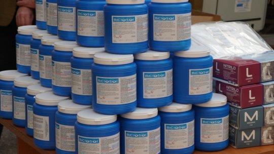 Municipalitatea a început distribuția soluțiilor de dezinfecție către Asociațiile de proprietari din Brașov