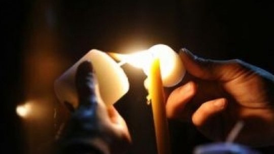 Anul acesta, lumina Învierii va fi dusă către cei care o cer, la ușă